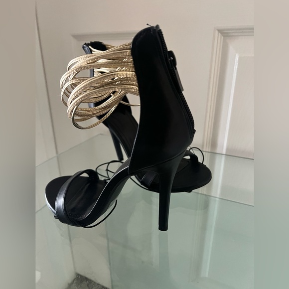 Beautiful Brand NEW stiletto heels with gold straps design around ankle. - Picture 5 of 6